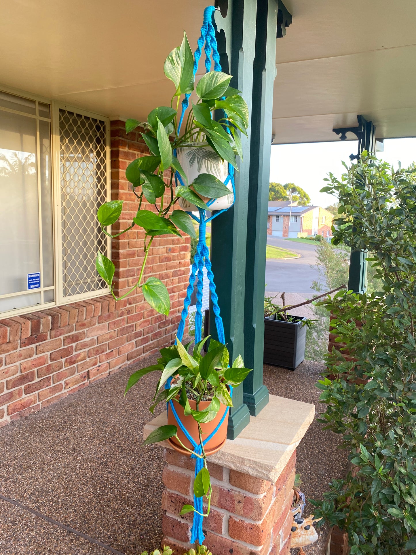 MACRAME - The Double Plant Hanger