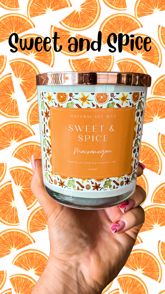 SWEET & SPICE - Natural Soy Candle - 440ML